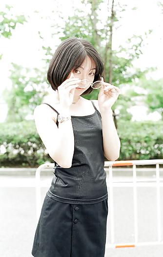 25P Japanese costume player