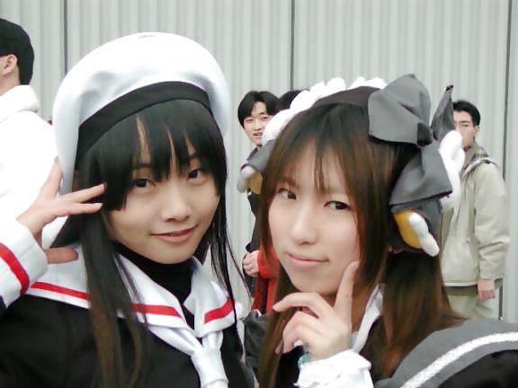 25P Japanese costume player