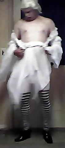 12P Cosplay (marie antionette)