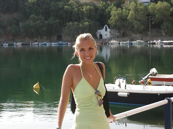25P Topless European Teens - COMMENT THEM DIRTY 