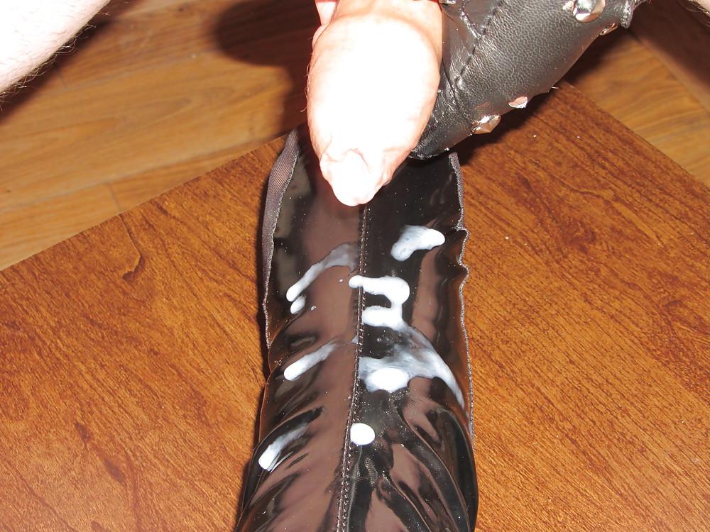 15P MISTRESS KITTY WORSHIP 