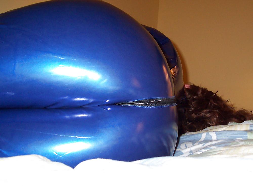 6P Fun in Blue latex