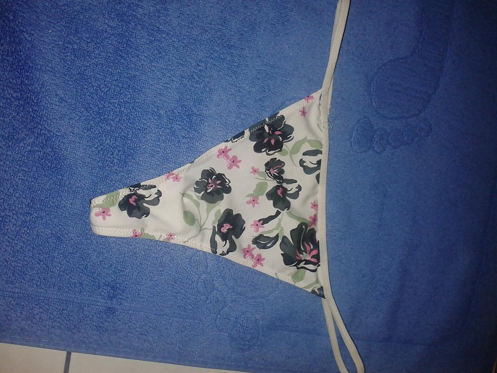 11P Dirty thongs panties of sis in law