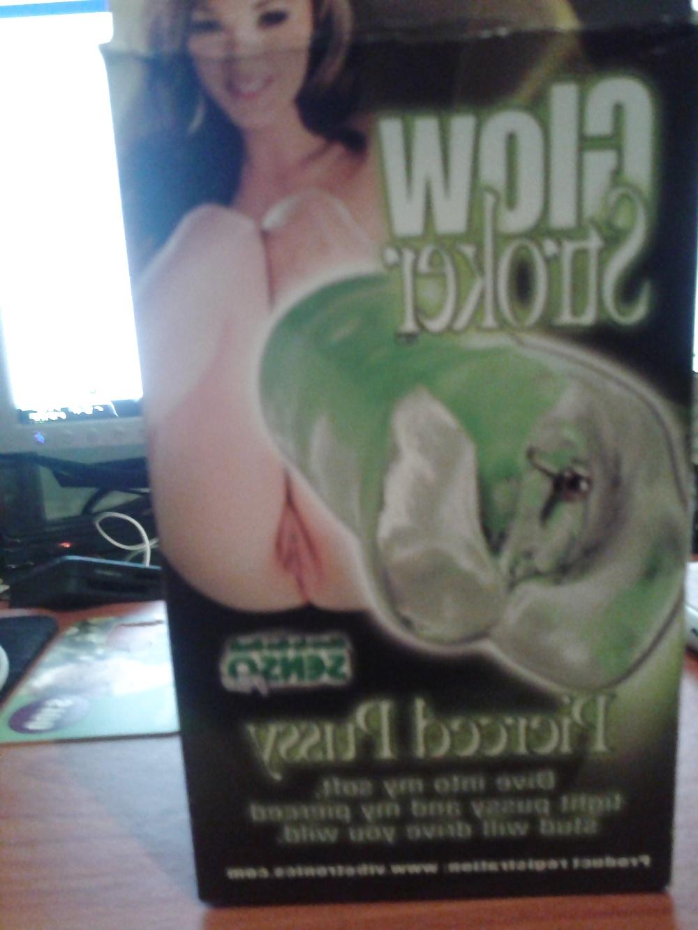 11P Glow in the dark Sex toy