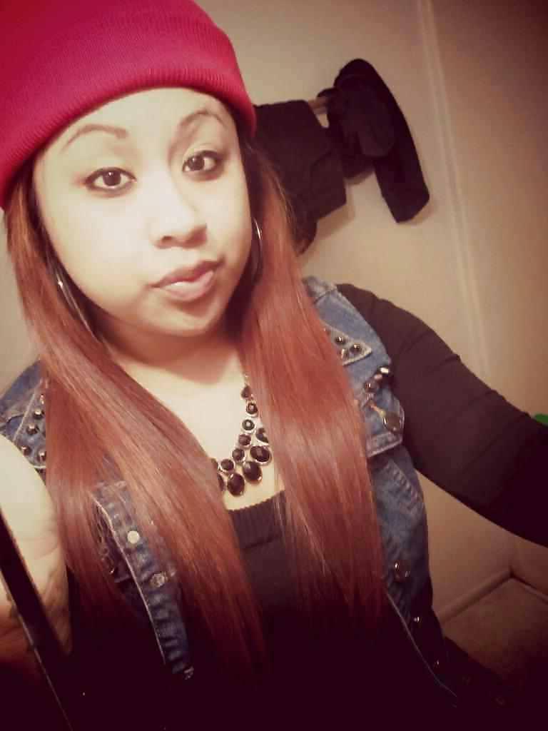 22P Liselda another virgin. leave dirty comments