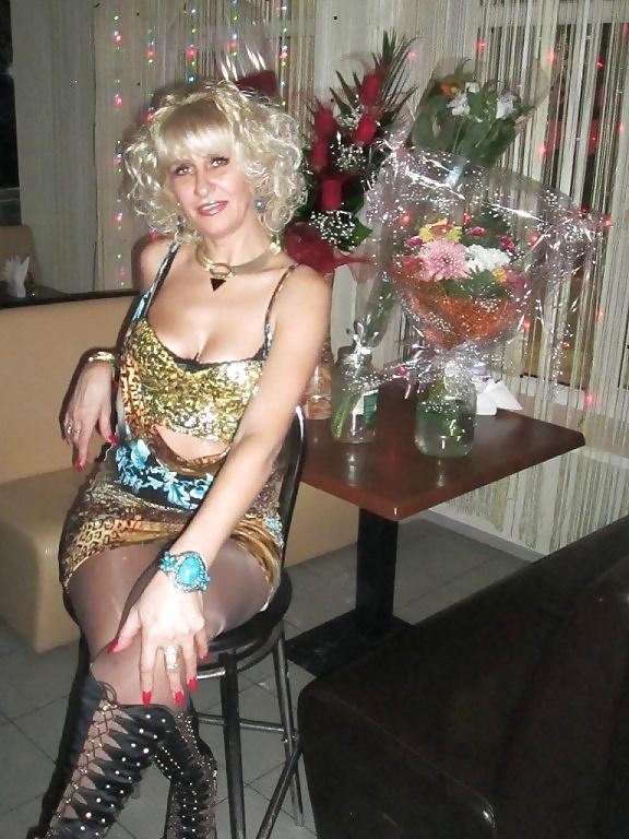 25P Pantyhose