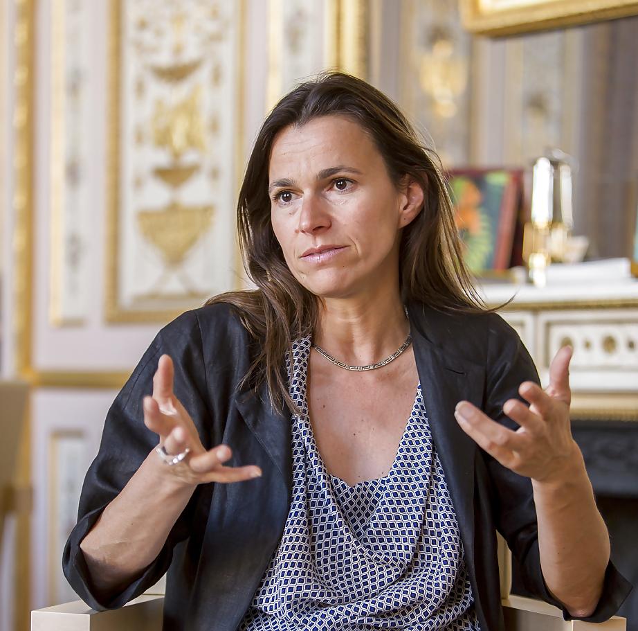 12P Hot French politician Aurelie Filippetti 