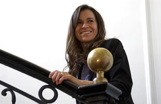 12P Hot French politician Aurelie Filippetti 