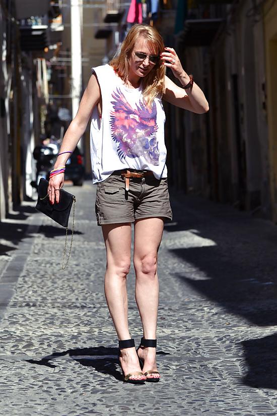 20P French bloggers Mode with sexy legs 2