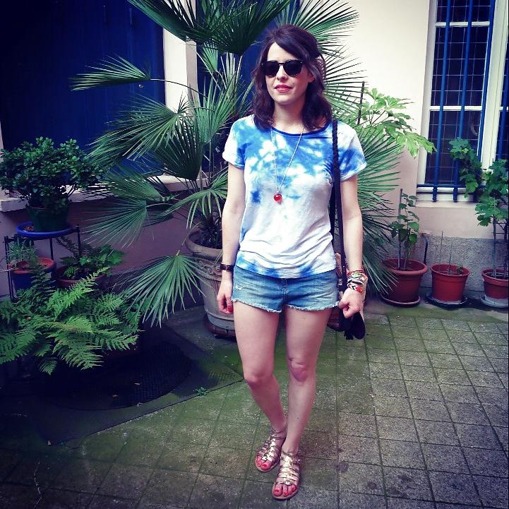 20P French bloggers Mode with sexy legs 2