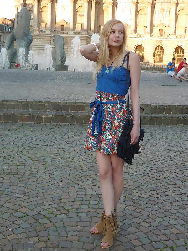 20P French bloggers Mode with sexy legs 4