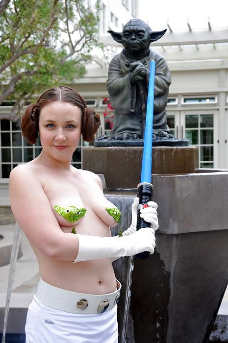 15P Painted Female Exhibitionists - Cosplay 4