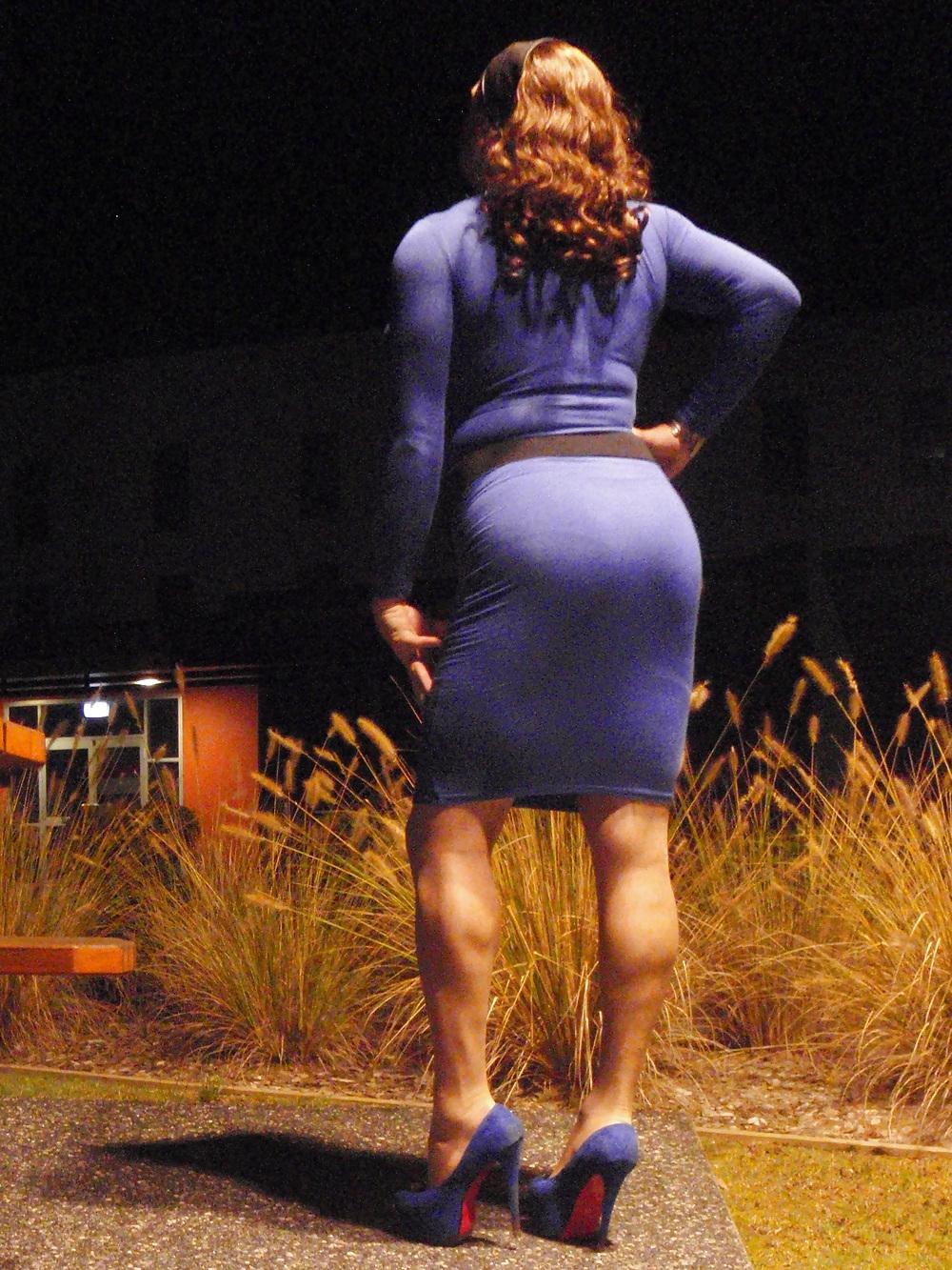 12P Xdresser Roxxi in my new blue platforms and pencil dress
