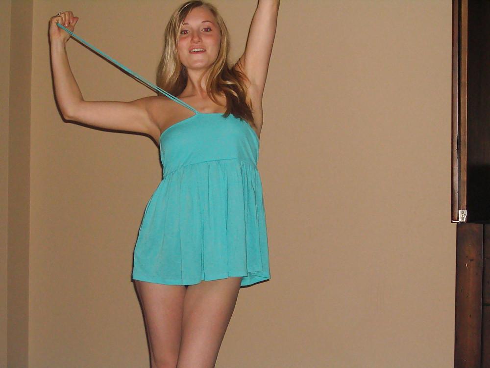 25P NICE FRENCH FUCK SLUT
