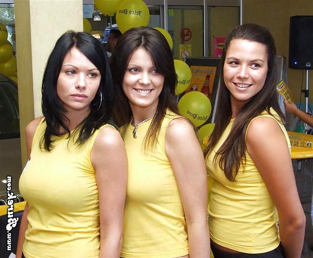 25P SERBIAN GIRLS