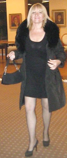 12P Serbian mature  slut