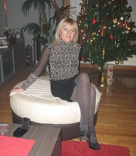12P Serbian mature  slut