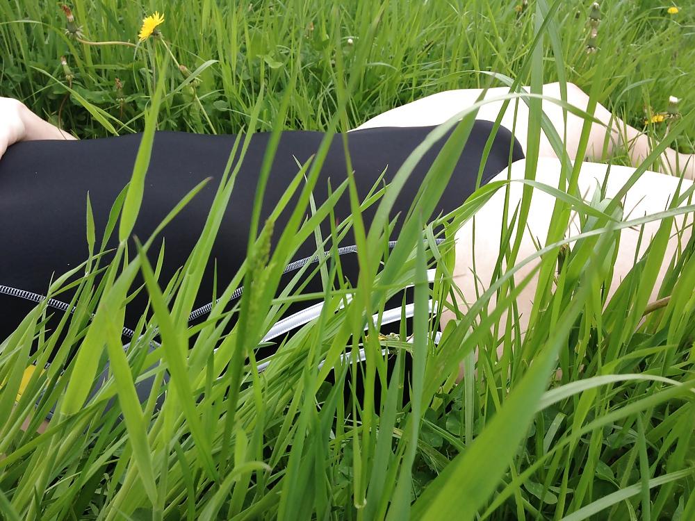 25P Outdoor masturbation in swimsuit