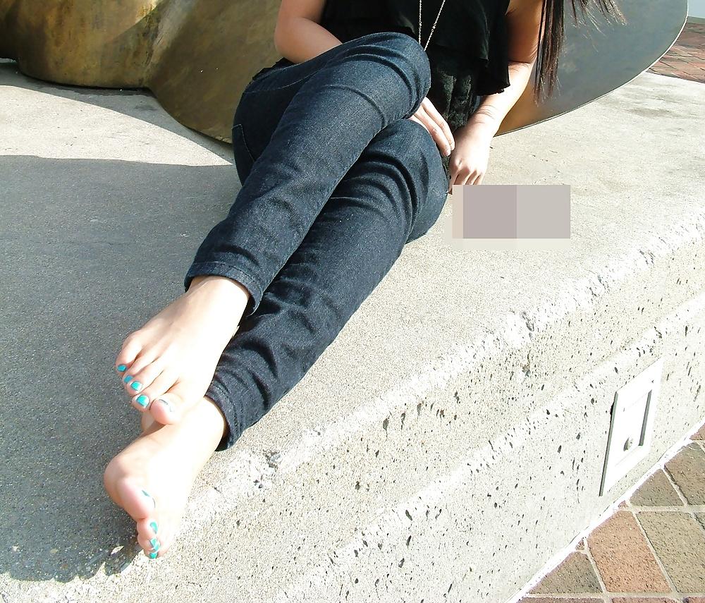 15P Milf blue feet 2