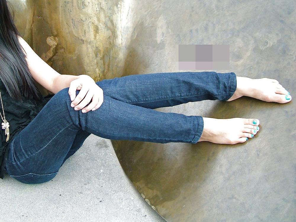 15P Milf blue feet 2