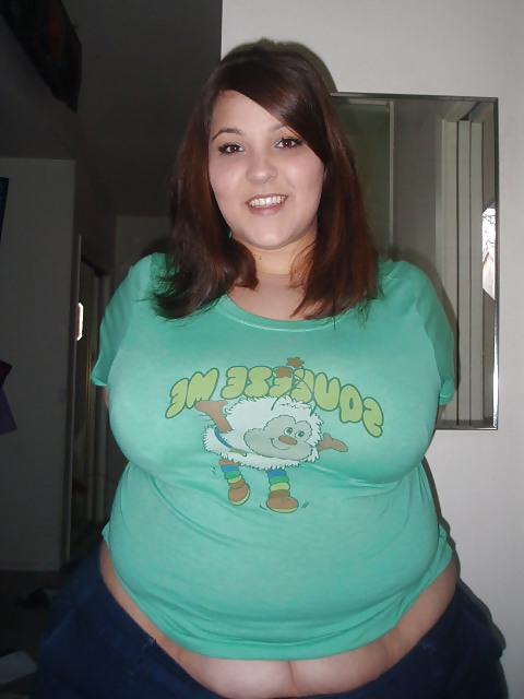 25P From Chubby, through Thick, to Big - Beautiful Women 05