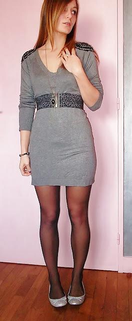 25P French bloggers Mode with sexy legs 24