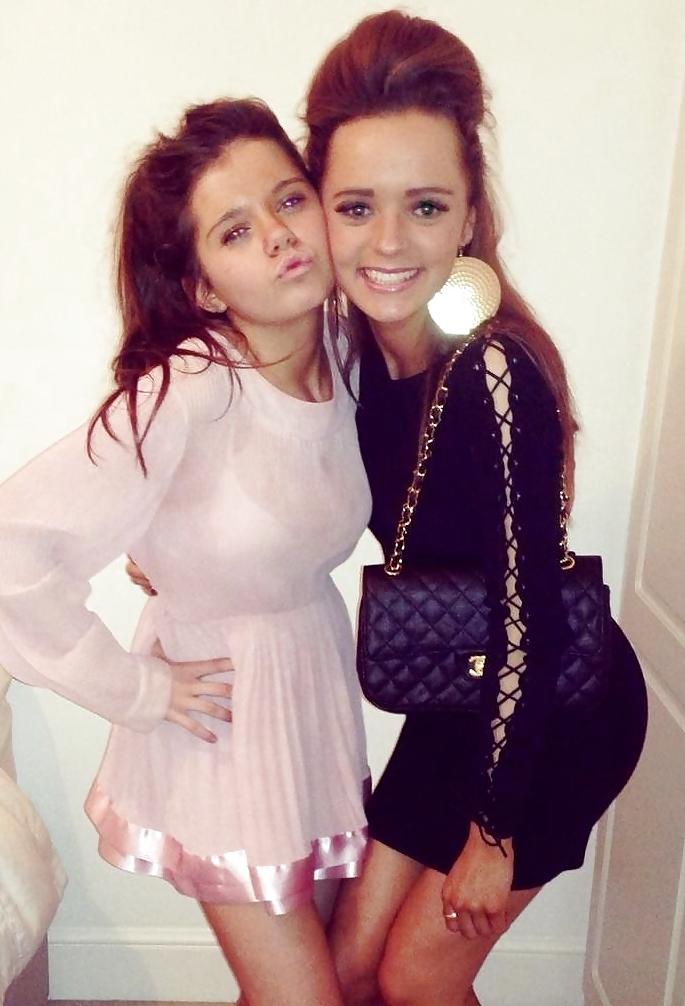 25P Sexy Facebook teens in Micro Dress 