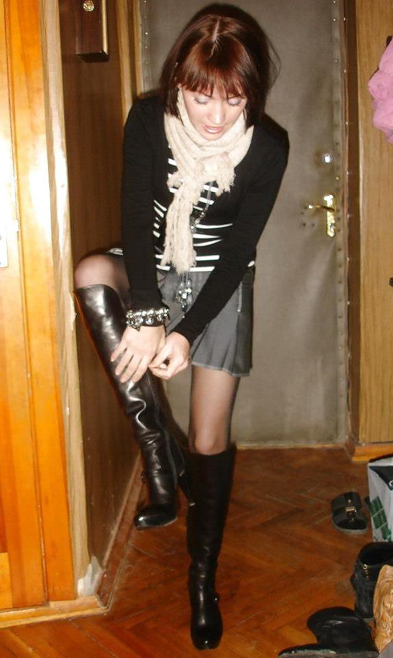 25P Sexy mature Lena (un)dressing  with small tits and ass