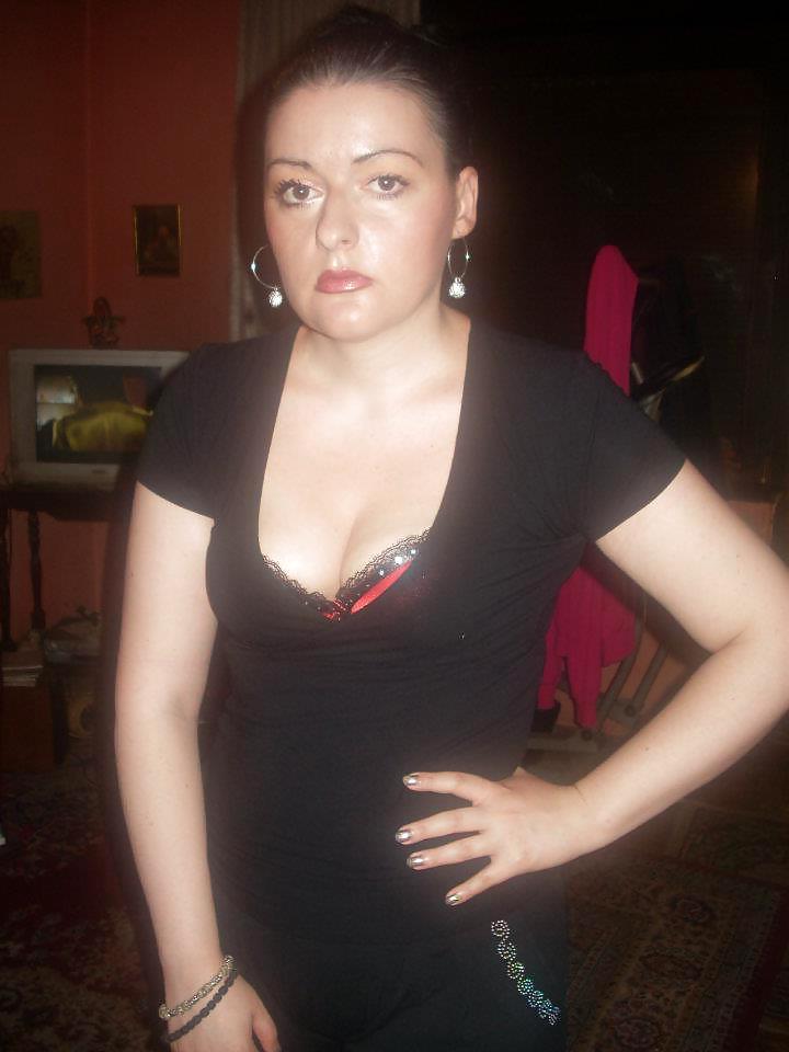 25P Serbian MILF ZELjENA