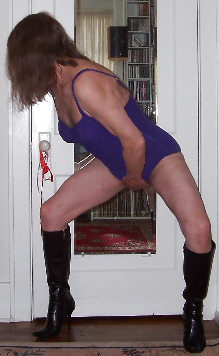 25P Masturbating in My Wife's New Swimsuit