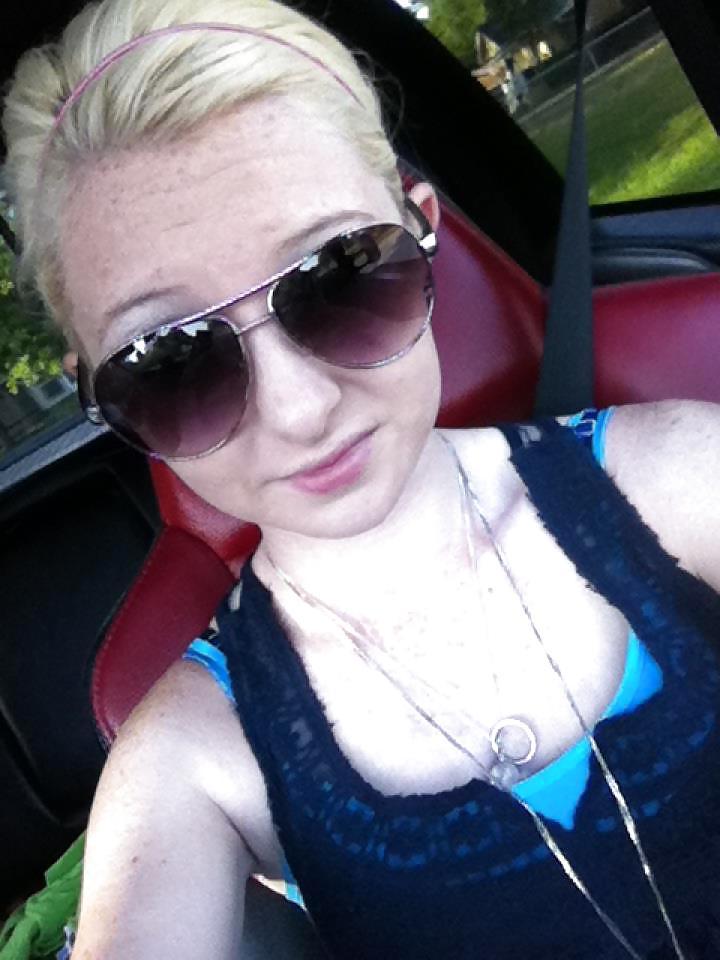 25P Sweet Blonde Teen Baylee with Freckles