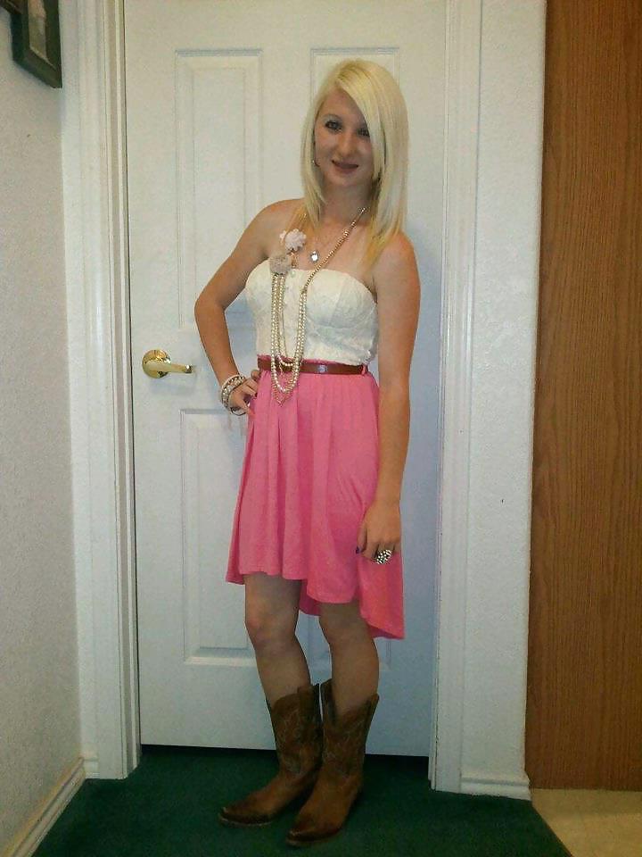 25P Sweet Blonde Teen Baylee with Freckles