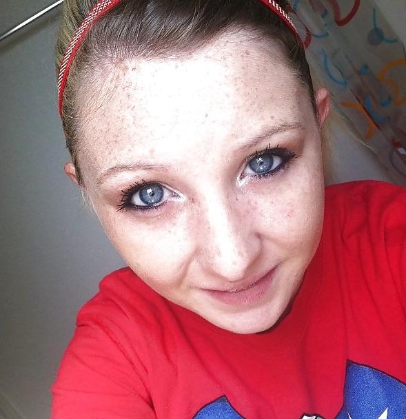 25P Sweet Blonde Teen Baylee with Freckles