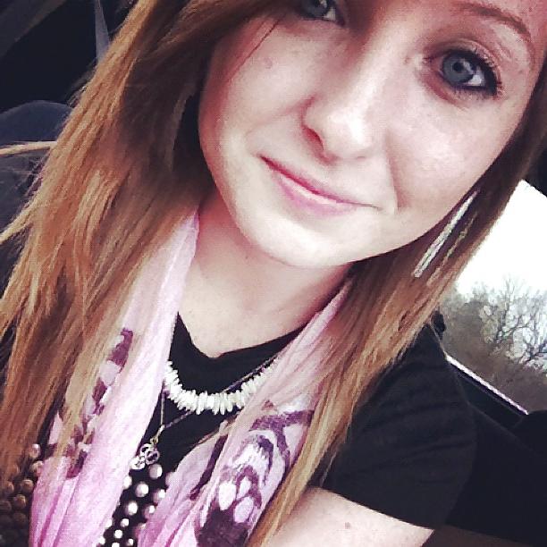 25P Sweet Blonde Teen Baylee with Freckles