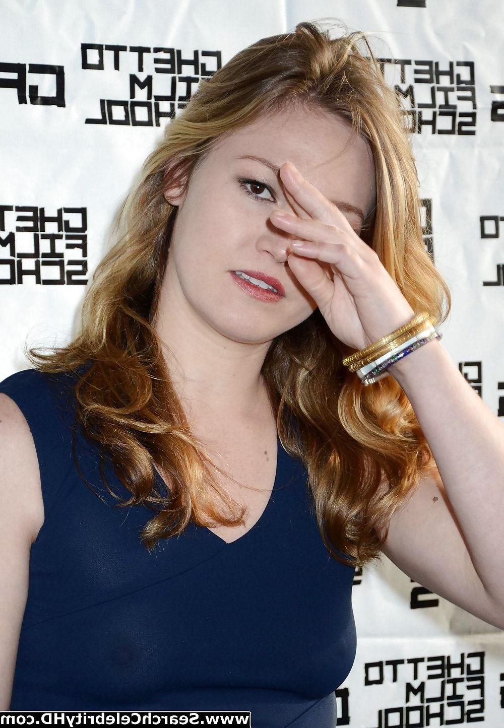 5P Julia Stiles see-thru dress