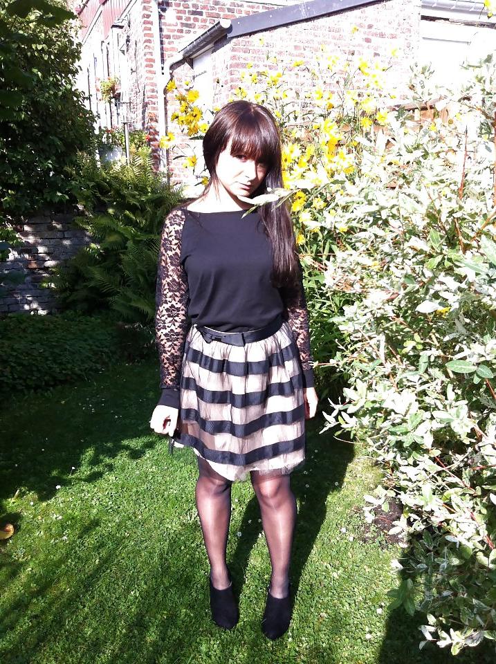 25P French bloggers Mode with sexy legs 27