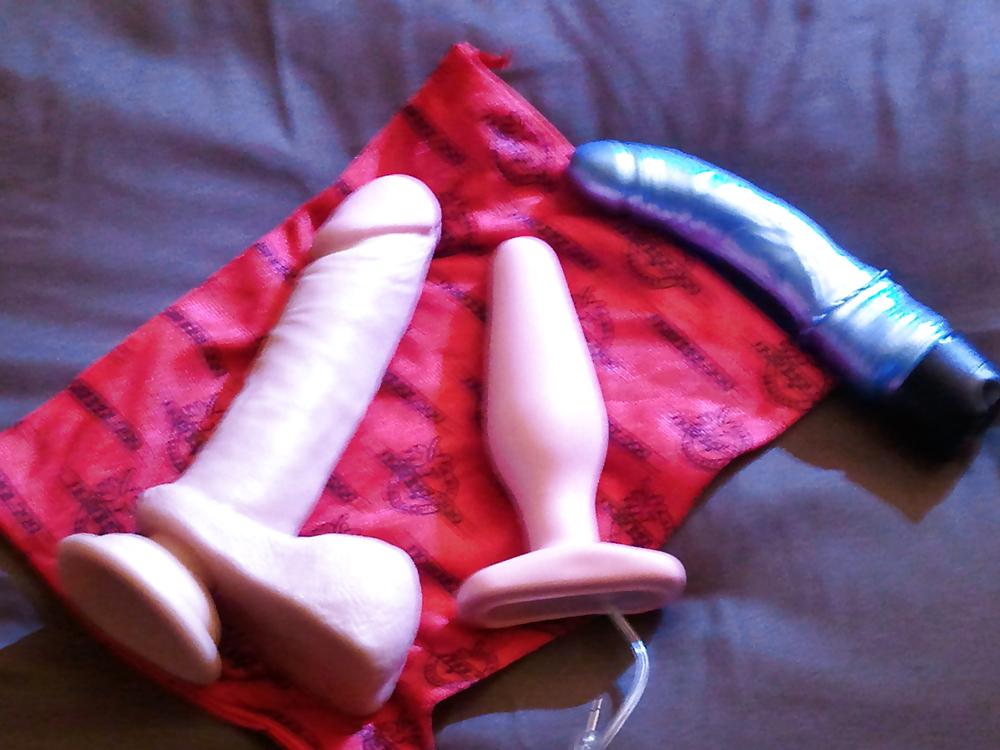 7P 18Yr Old Cousins Dirty Panties And Some Of My Gape Makers