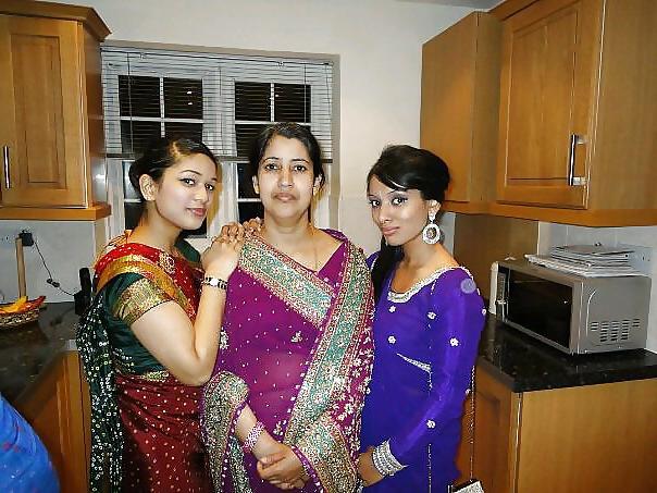 7P Pakistani  sluts