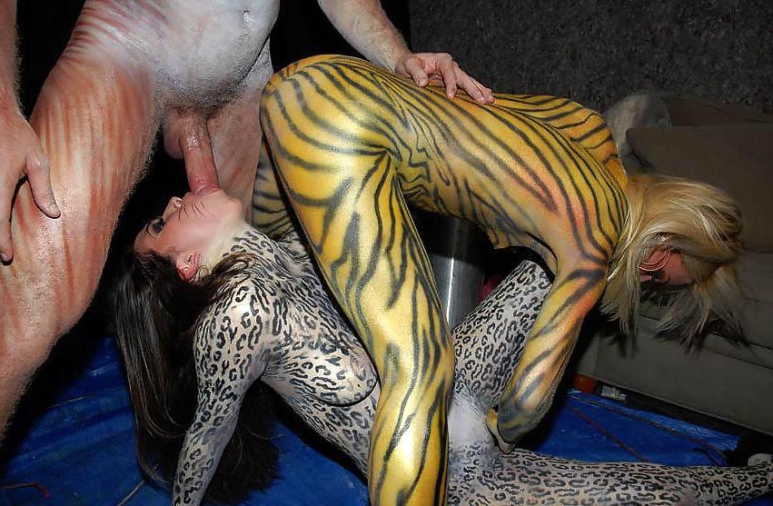 25P Sexy body paint
