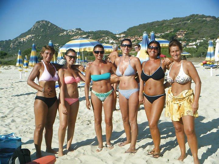 20P Women In Swimsuits - Vol. 5