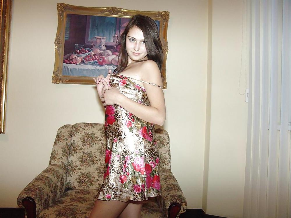 25P Mouthwatering Teen With Perfect Body
