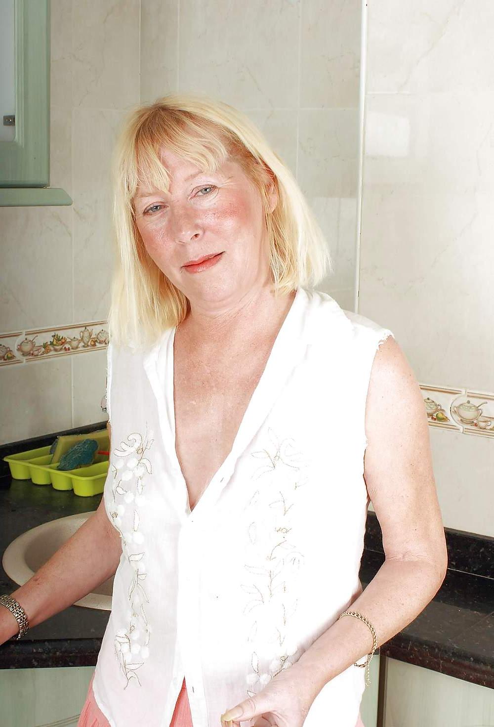 25P Mature Beauty - Angeline 5
