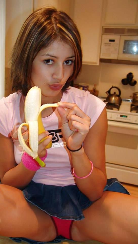 16P Geny's little sister 19 years