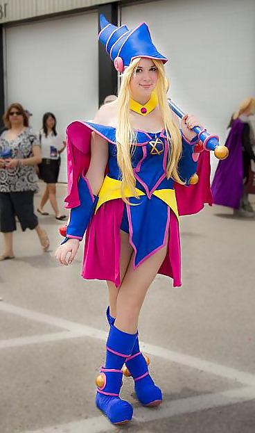 17P Cosplay chicks