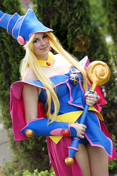 17P Cosplay chicks