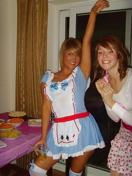 25P Slutz in fancy dress 9