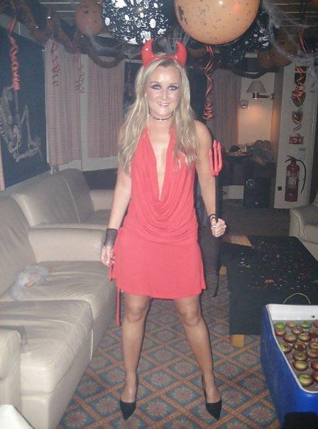 25P Slutz in fancy dress 9