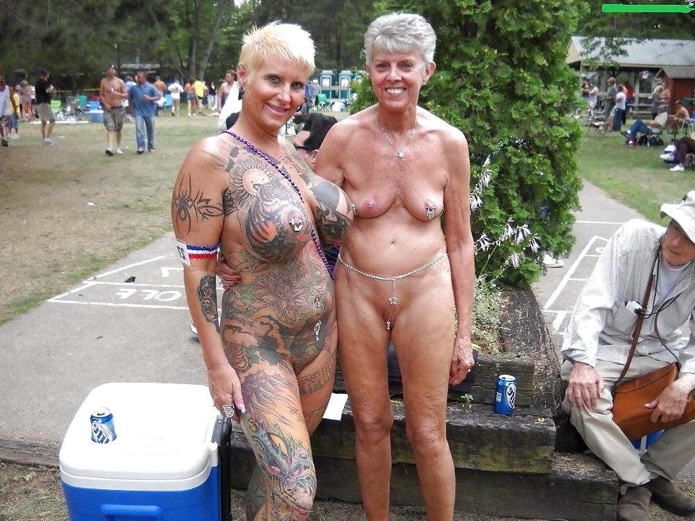 25P Inked thick mature exhibitionist