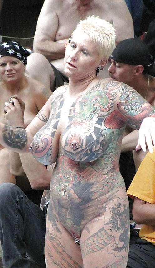 25P Inked thick mature exhibitionist