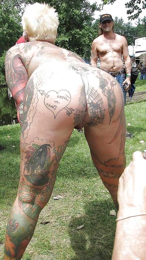25P Inked thick mature exhibitionist